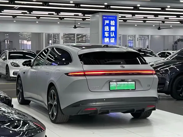 Nio ET5 Touring — Фото автомобиля 8