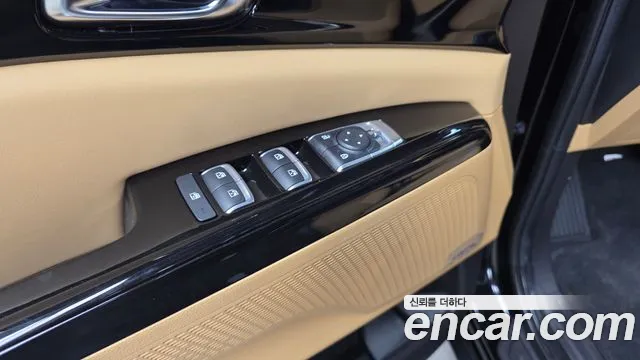 Kia Carnival Generation 4 — Фото автомобиля 30