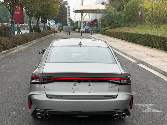 Chery Arrizo 8 — Фото автомобиля 9
