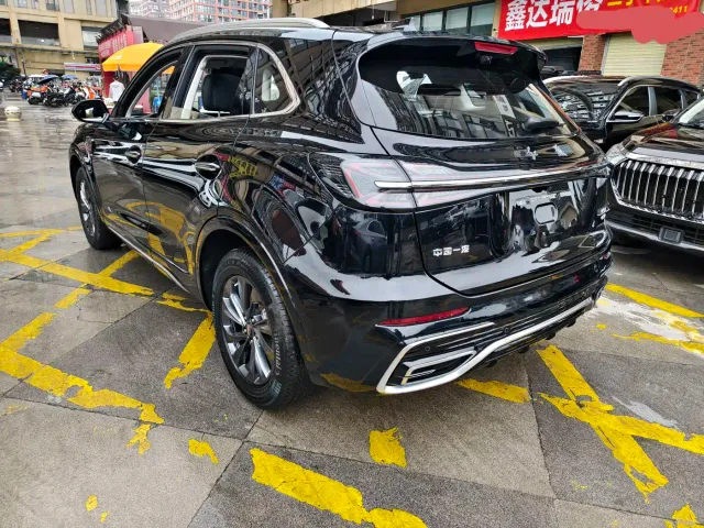 Hongqi HS5 — Фото автомобиля 6