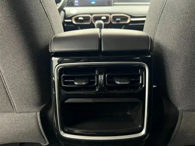 Jetour X70 Plus — Фото автомобиля 14