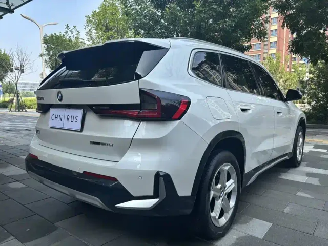 BMW X1 — Фото автомобиля 3