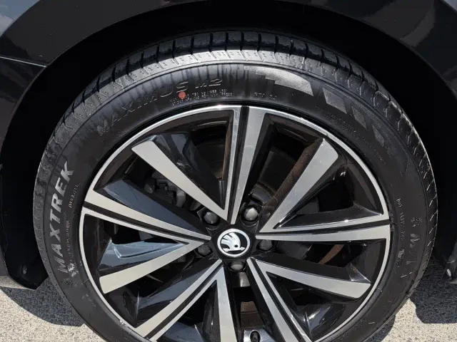 Skoda Superb — Фото автомобиля 20