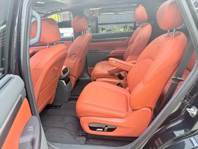 Dongfeng eπ 008 — Фото автомобиля 13