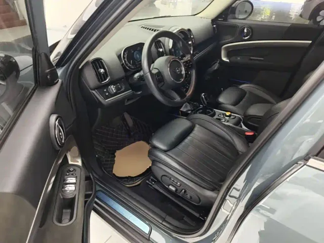 MINI Countryman — Фото автомобиля 15