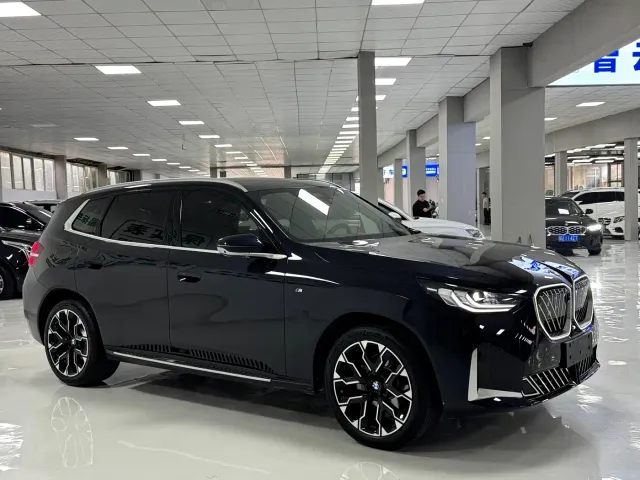 BMW X3 — Фото автомобиля 3