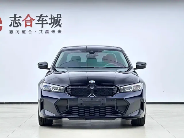 BMW 3 Series — Фото автомобиля 2