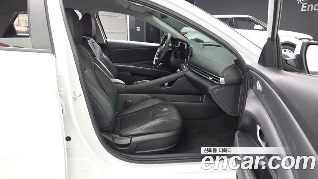 Hyundai Avante — Фото автомобиля 17