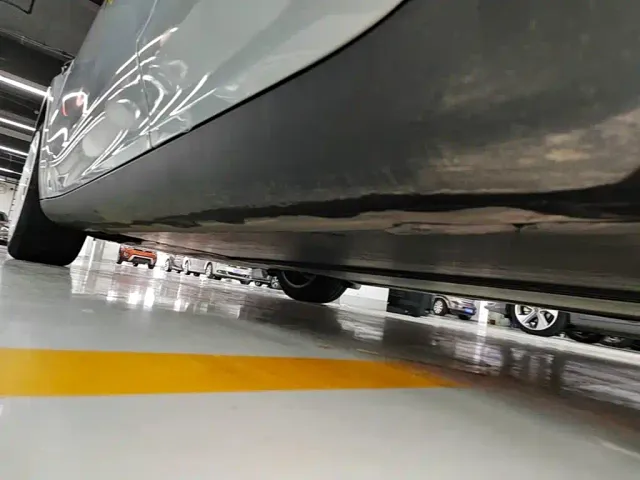 Tesla Model Y — Фото автомобиля 21