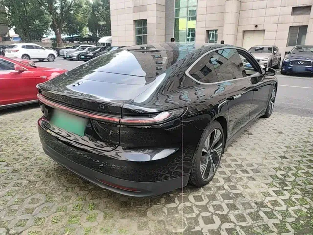 Nio ET7 — Фото автомобиля 6