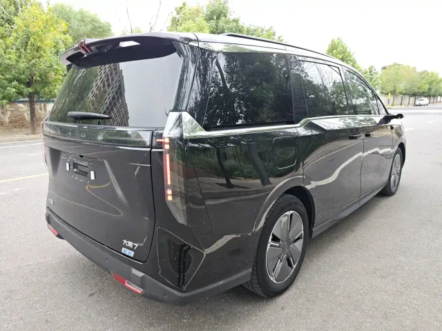 Maxus Dajia 7 — Фото автомобиля 6