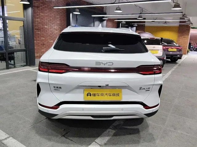BYD Song PLUS — Фото автомобиля 8