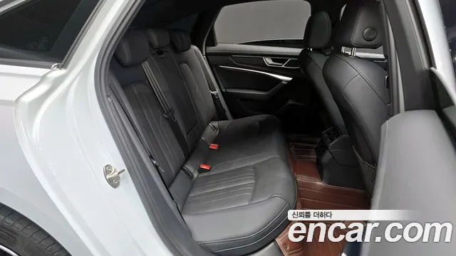 Audi A6 40 TDI quattro Premium — Фото автомобиля 12