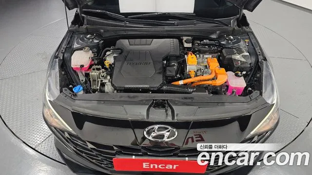 Hyundai Avante CN7 — Фото автомобиля 9