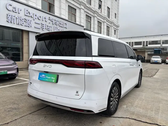 BYD Xia — Фото автомобиля 7