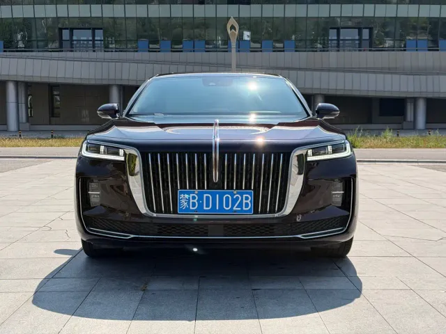 Hongqi H9 — Фото автомобиля 2