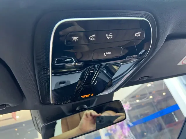 Mercedes-Benz E-Class — Фото автомобиля 16