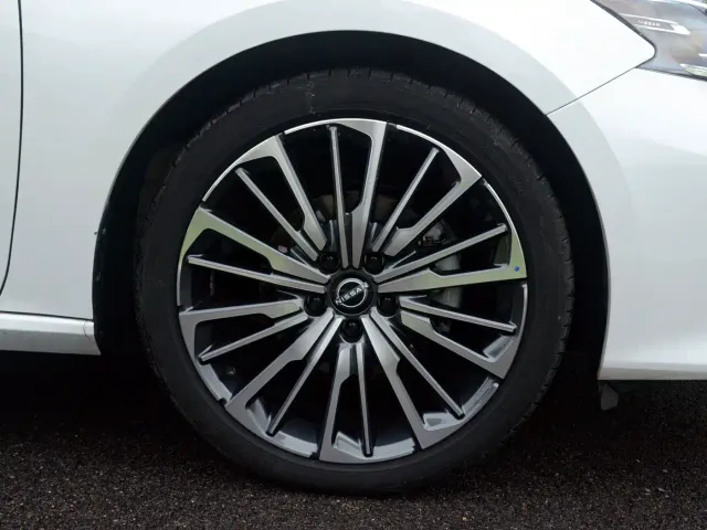 Nissan Teana — Фото автомобиля 14