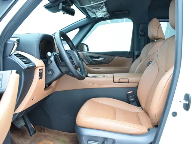 Toyota Alphard — Фото автомобиля 18