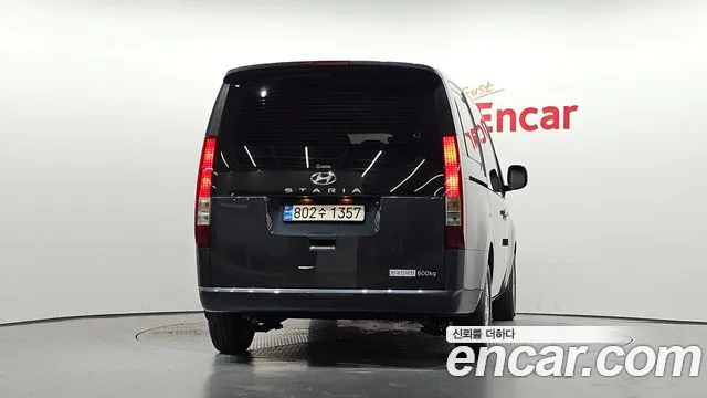 Hyundai Staria — Фото автомобиля 4