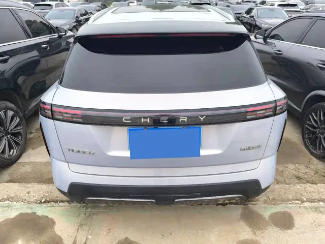 Chery Tiggo 7 2025 High Performance 1.6T Drive FWD — Фото автомобиля 8