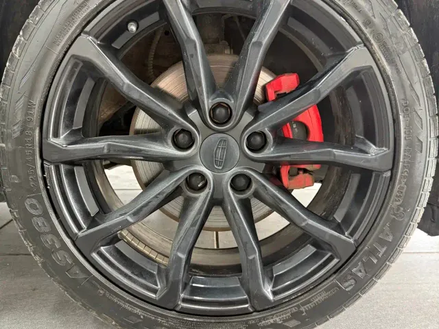 Geely Emgrand S — Фото автомобиля 9