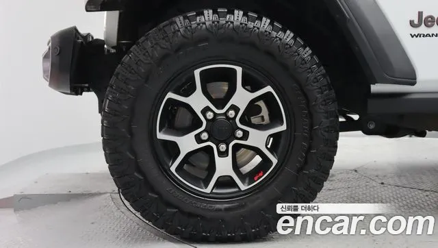 Jeep Wrangler — Фото автомобиля 3