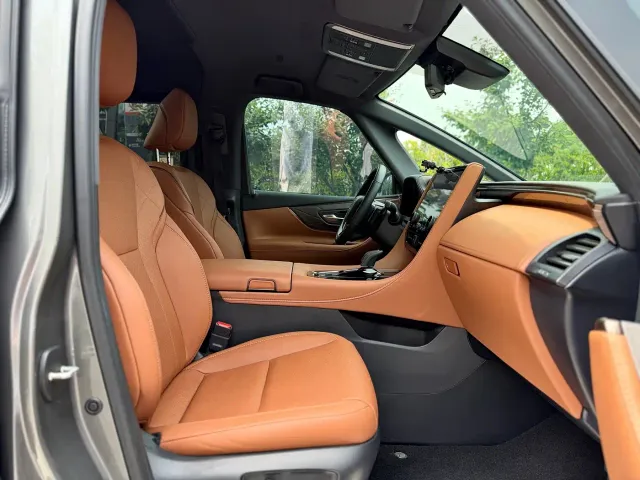 Toyota Vellfire — Фото автомобиля 17