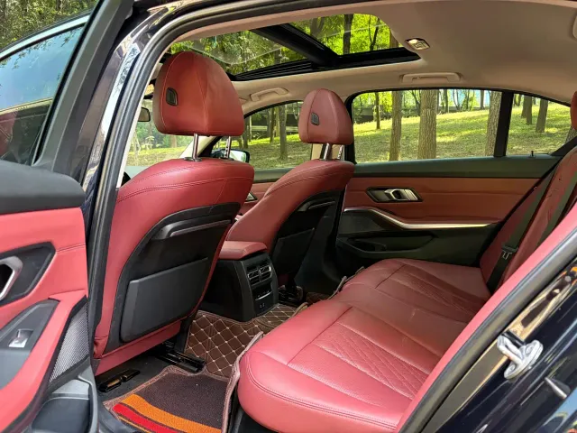 BMW 3 Series — Фото автомобиля 8
