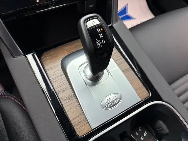 Land Rover Discovery Sport — Фото автомобиля 14