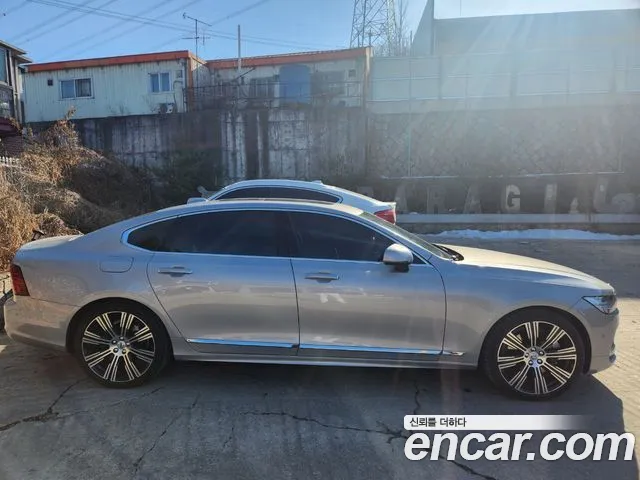 Вольво S90 — Фото автомобиля 5