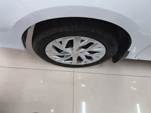 Toyota Vios — Фото автомобиля 22
