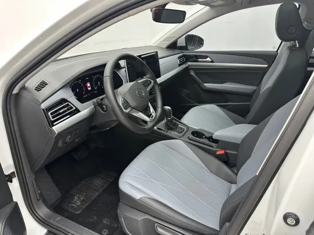 Volkswagen Lavida — Фото автомобиля 13