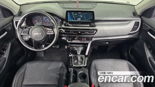 Kia Seltos — Фото автомобиля 10