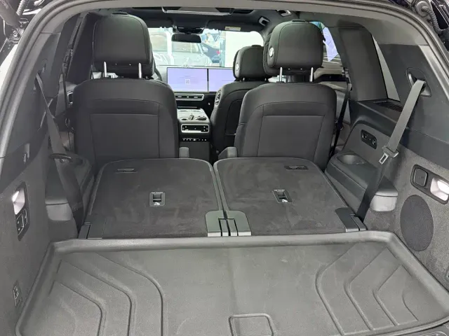 Li Auto L8 — Фото автомобиля 15