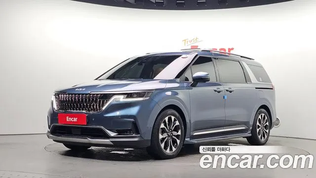 Фотография автомобиля — Kia Carnival