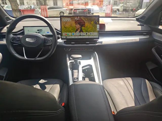 Geely Xingrui — Фото автомобиля 6