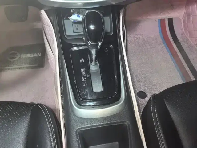 Nissan Tiida — Фото автомобиля 16