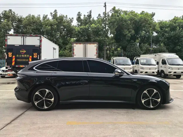 Nio ET5 Touring — Фото автомобиля 7