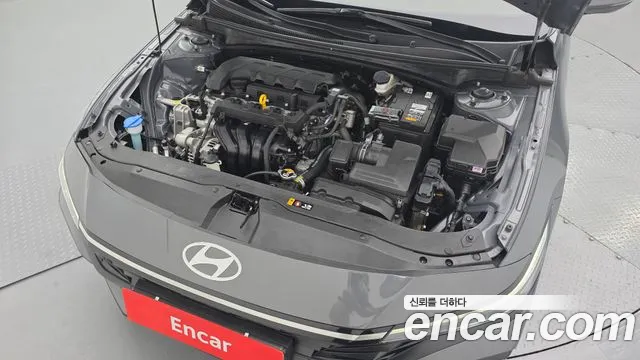 Hyundai Avante CN7 — Фото автомобиля 6