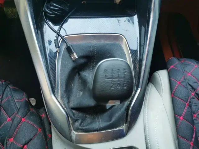 Maxus G50 — Фото автомобиля 10