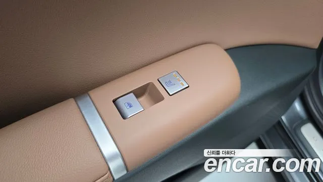 Hyundai Grandeur GN7 — Фото автомобиля 19
