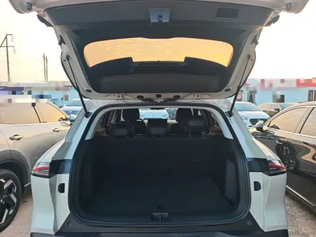 Baojun Yunhai — Фото автомобиля 18