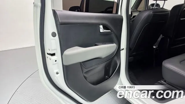 Kia RAY Новый Kia Ray Signature — Фото автомобиля 25