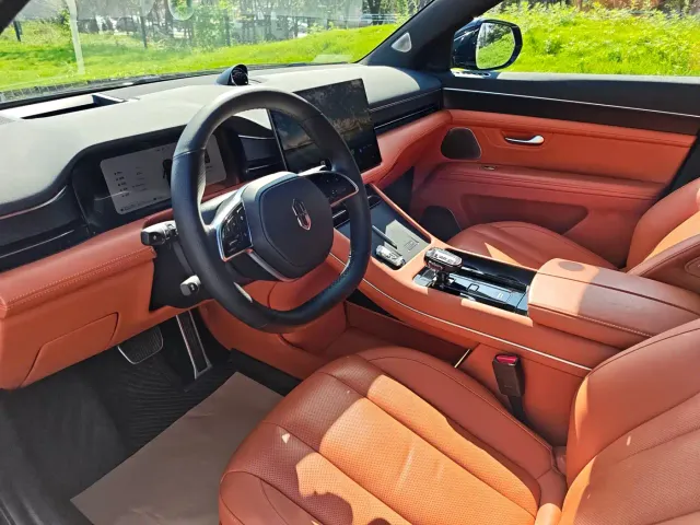 Aito M7 — Фото автомобиля 6