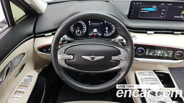 Genesis GV70 2.5T Бензин 2WD — Фото автомобиля 14