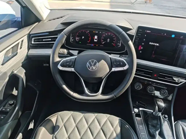 Volkswagen Sagitar — Фото автомобиля 10