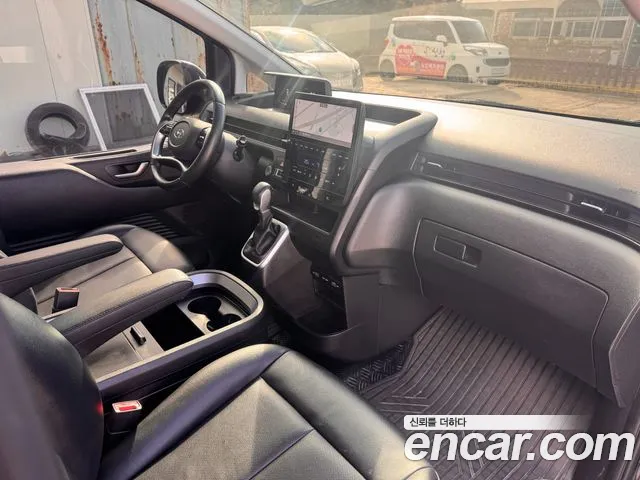 Hyundai Staria — Фото автомобиля 9