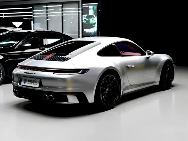 Porsche 911 — Фото автомобиля 4