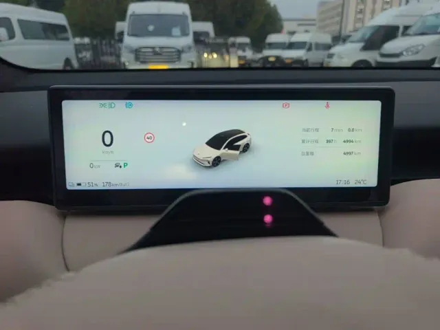 Nio ET5 Touring — Фото автомобиля 7
